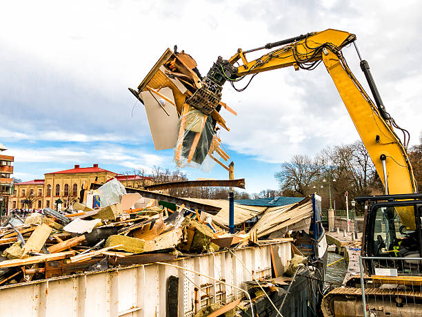 Best Construction Debris Removal  in Moosup, CT